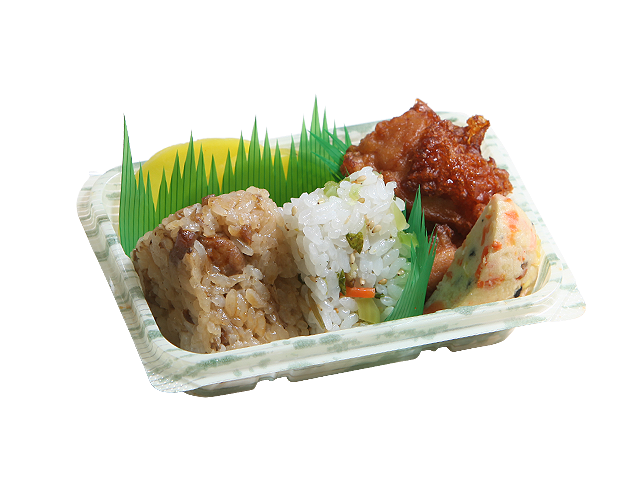 小町おにぎり2個とおかず